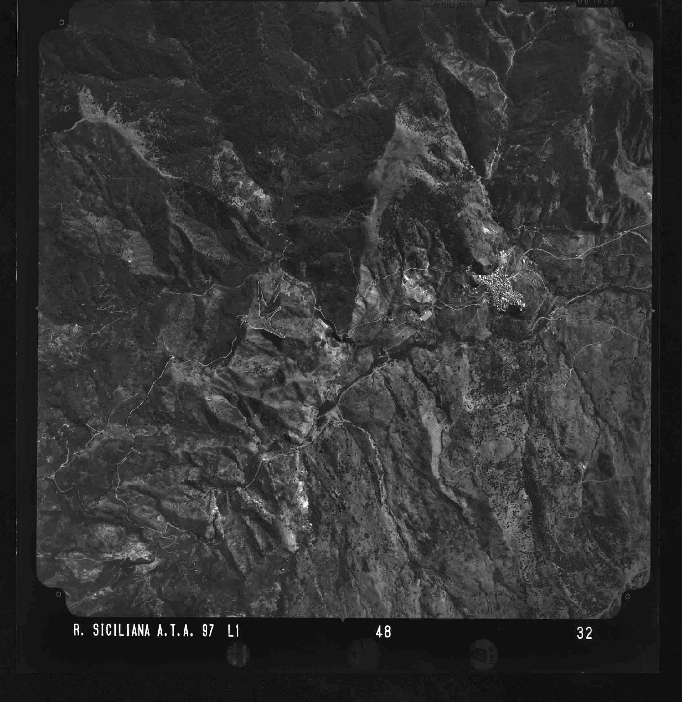 ME ROCCELLA VALDEMONE 48 STR 32