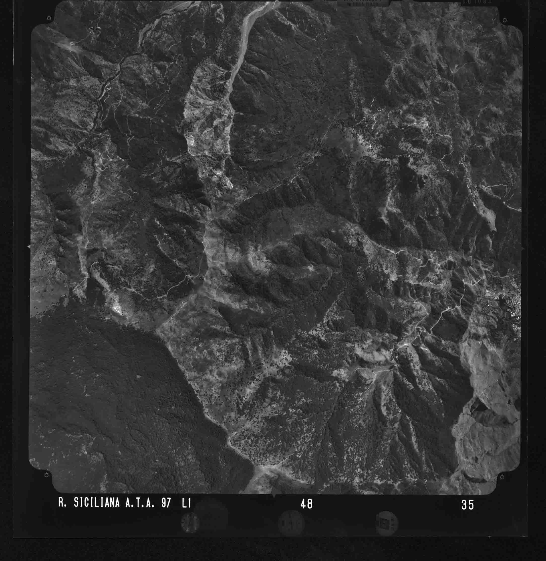 ME ROCCELLA VALDEMONE 48 STR 35