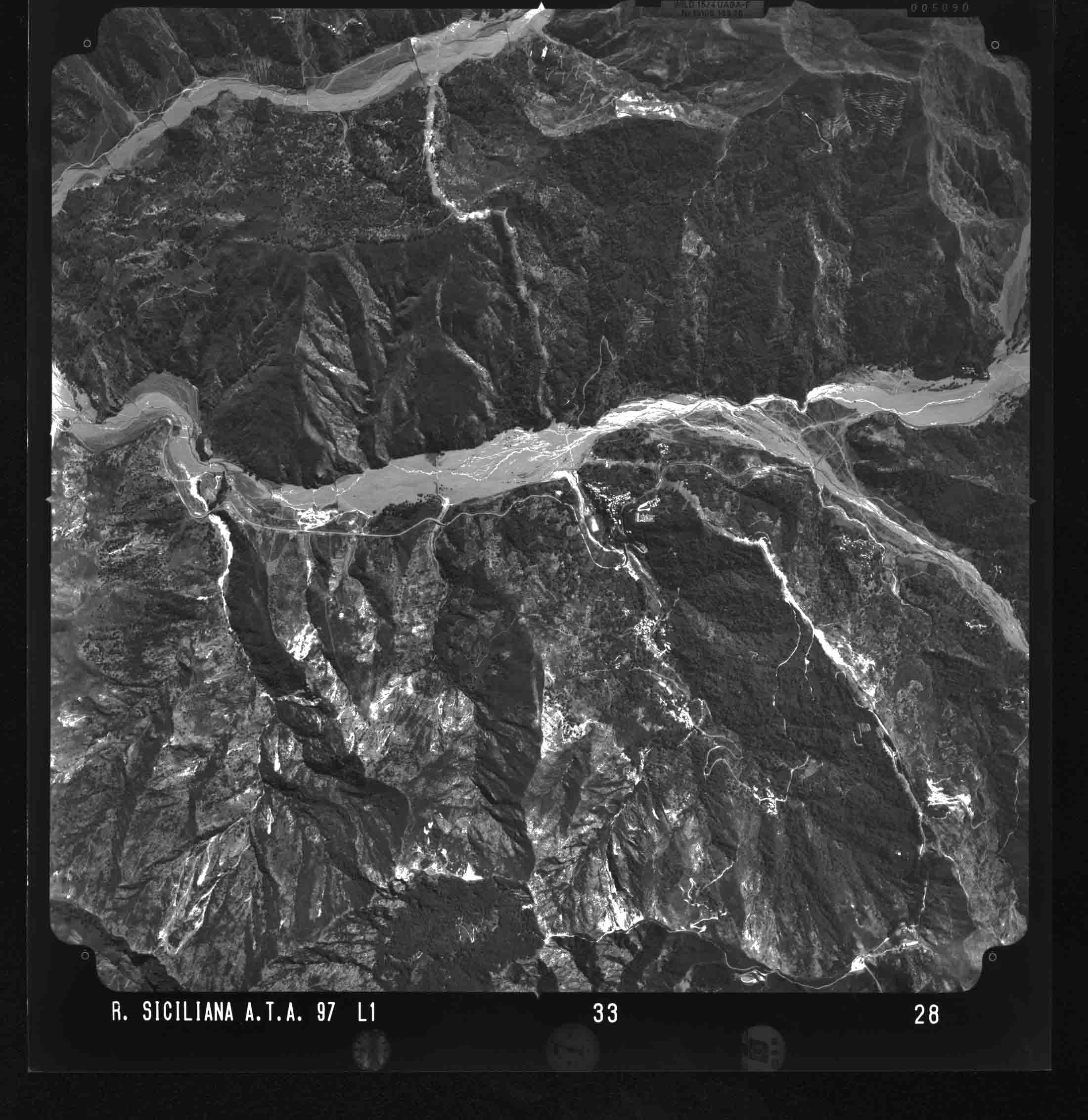 ME RODI MILICI 33 STR 28