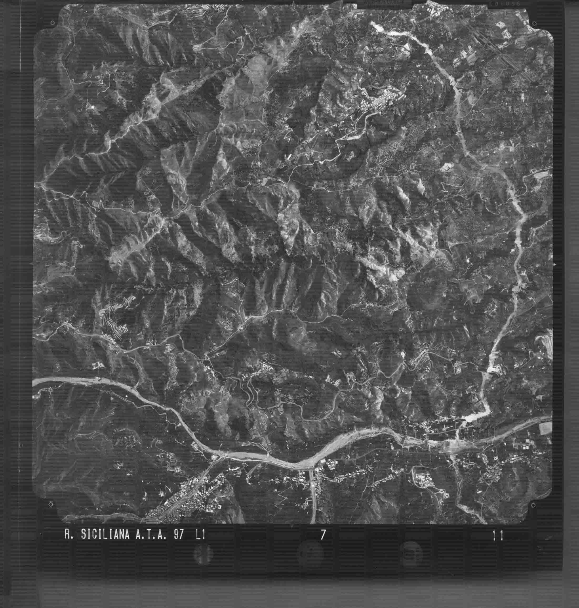 ME SPADAFORA 7 STR 11