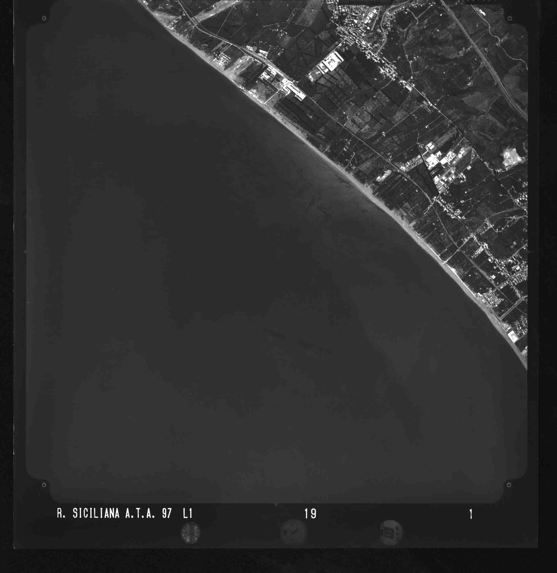 ME TORRENOVA 19 STR 1