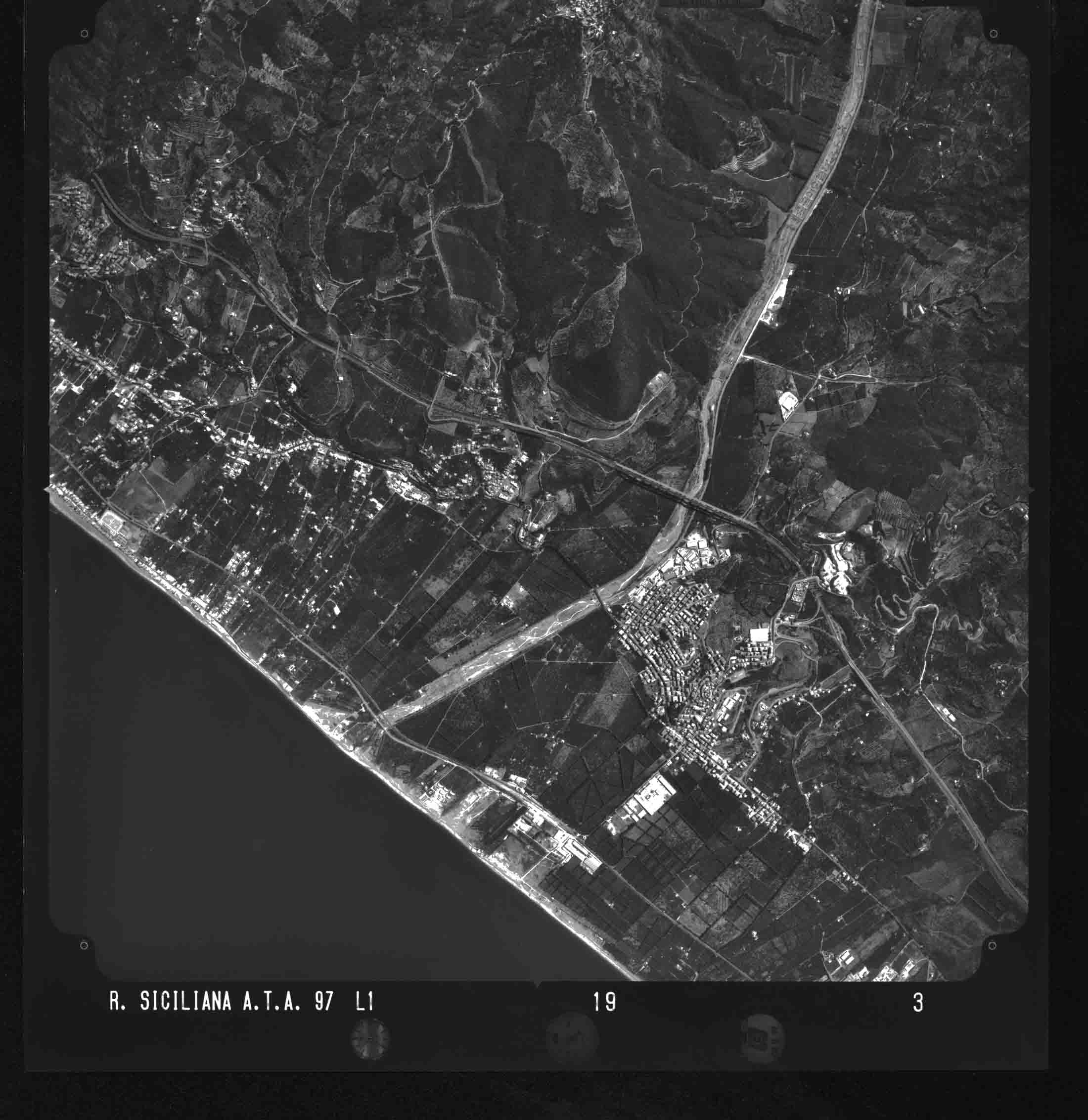 ME TORRENOVA 19 STR 3