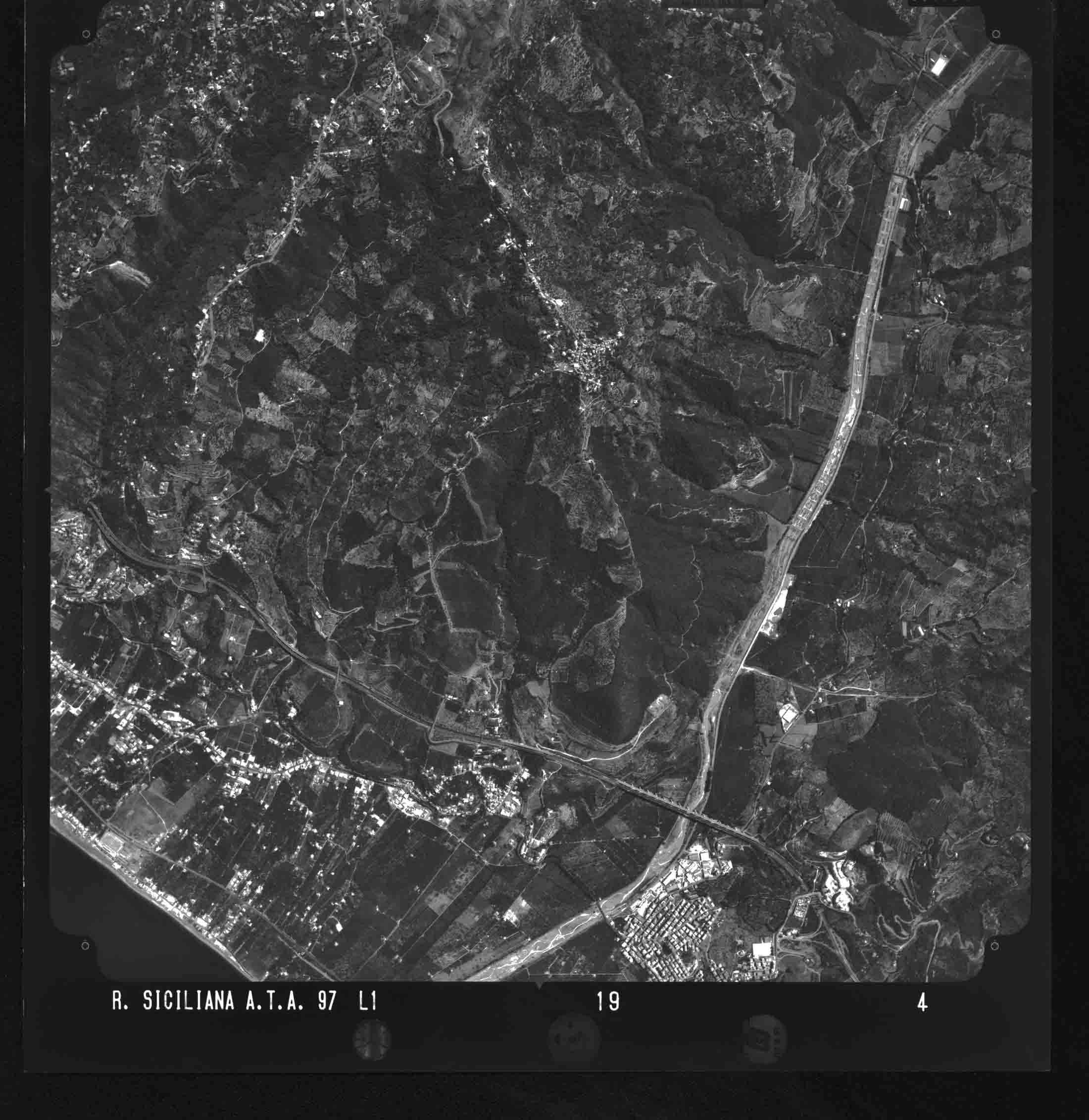 ME TORRENOVA 19 STR 4