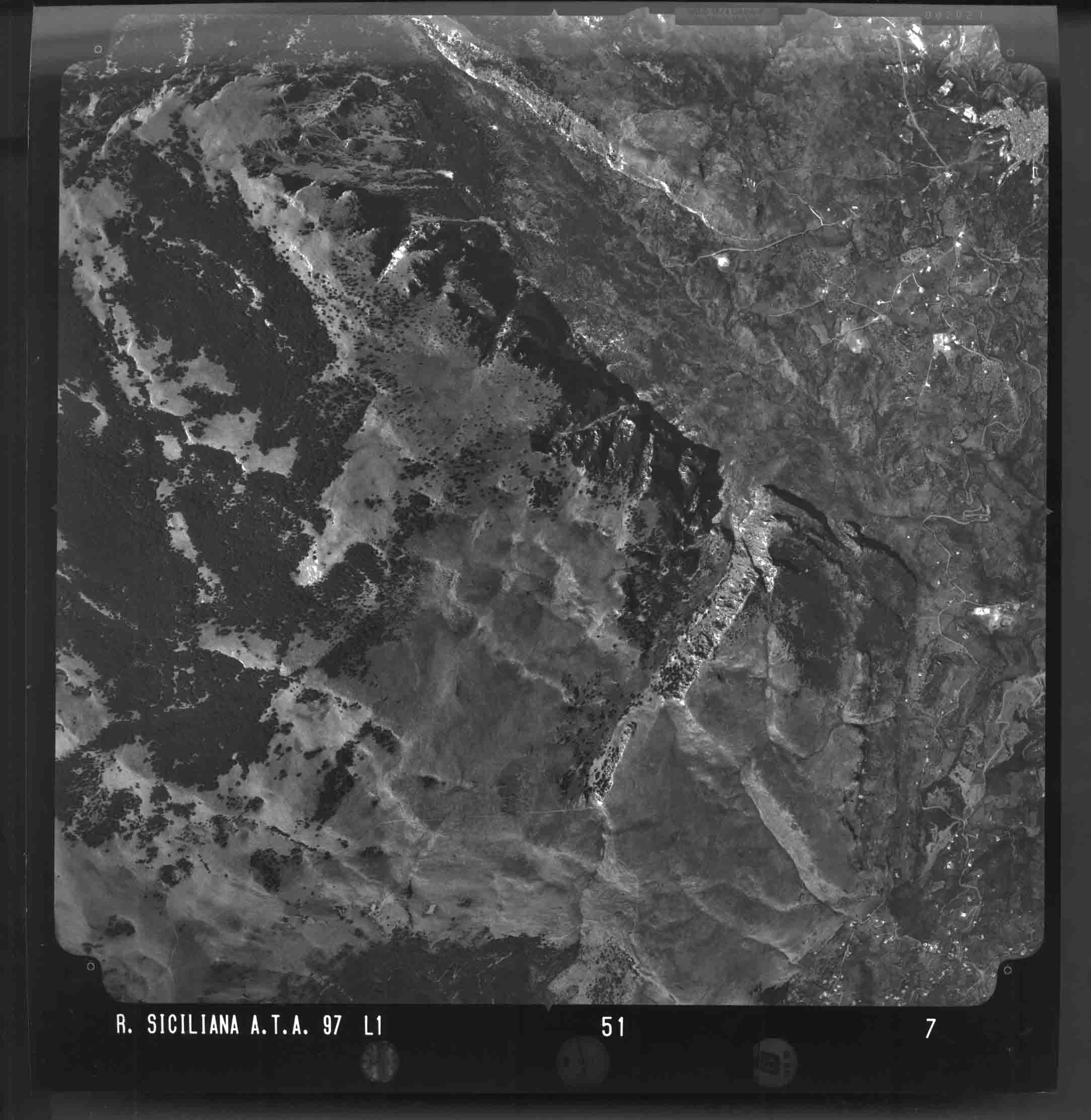 PA PETRALIA SOTTANA 51 STR 7