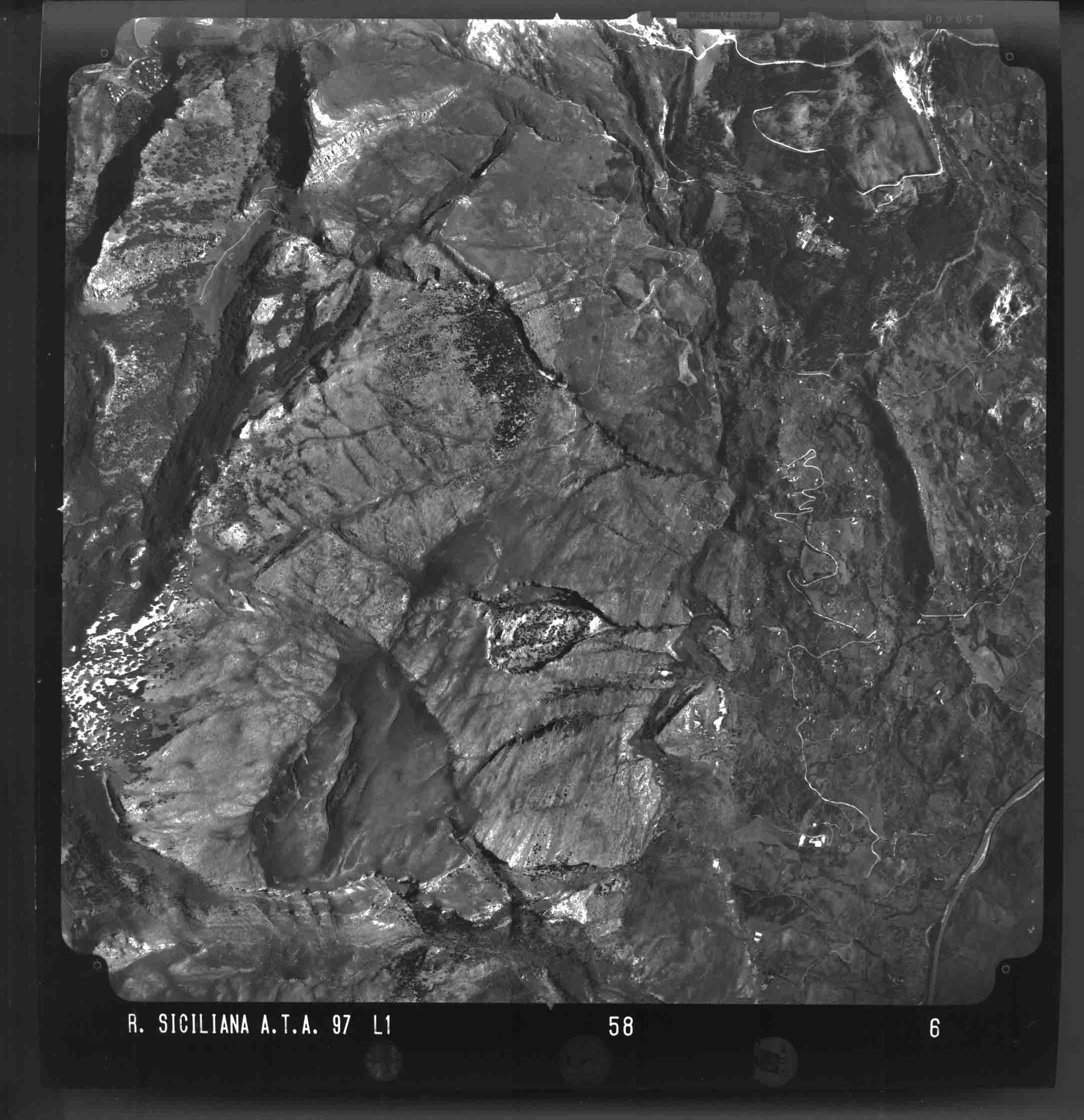 PA POLIZZI GENEROSA 58 STR 6