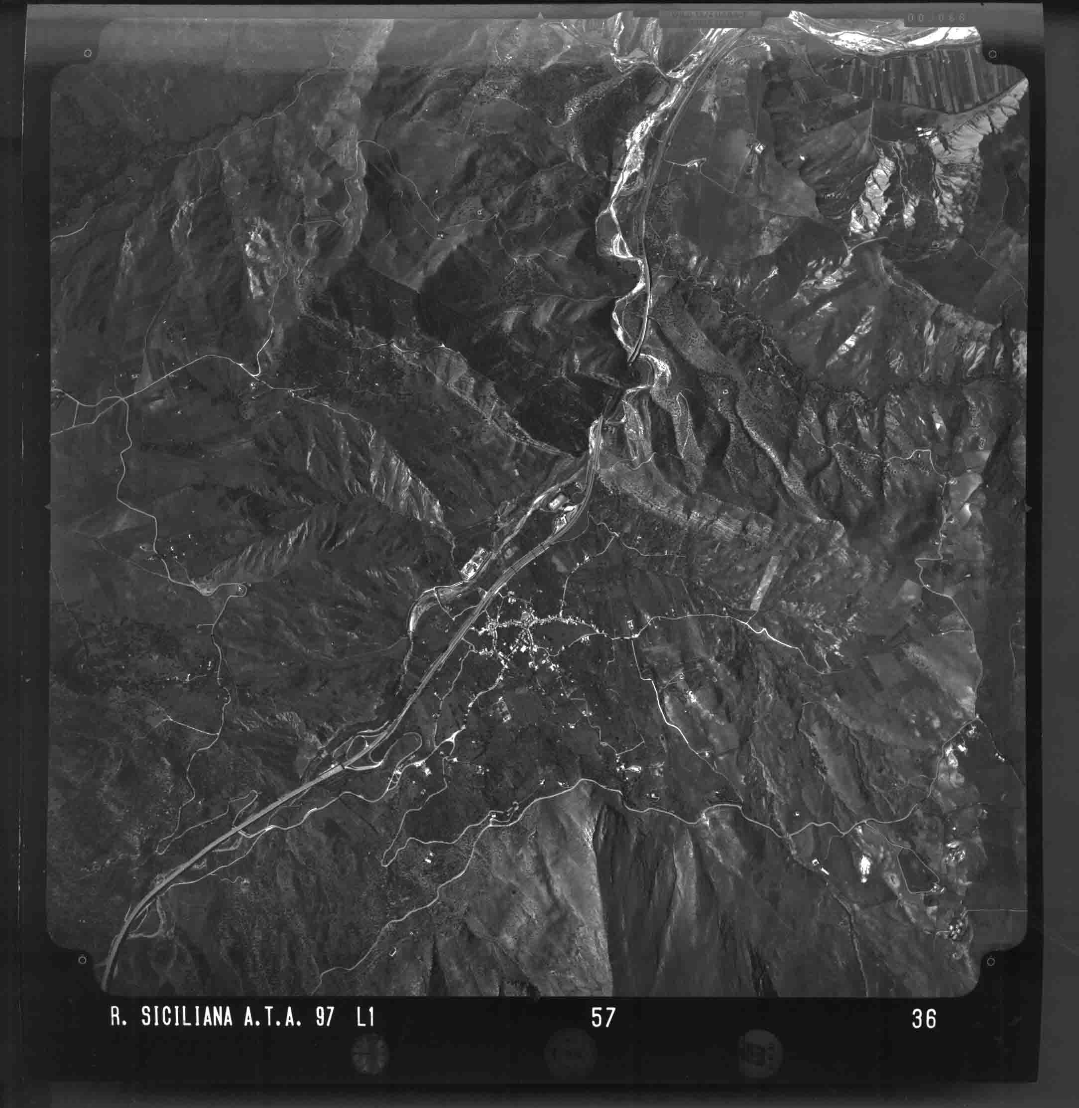 PA SCLAFANI BAGNI 57 STR 36