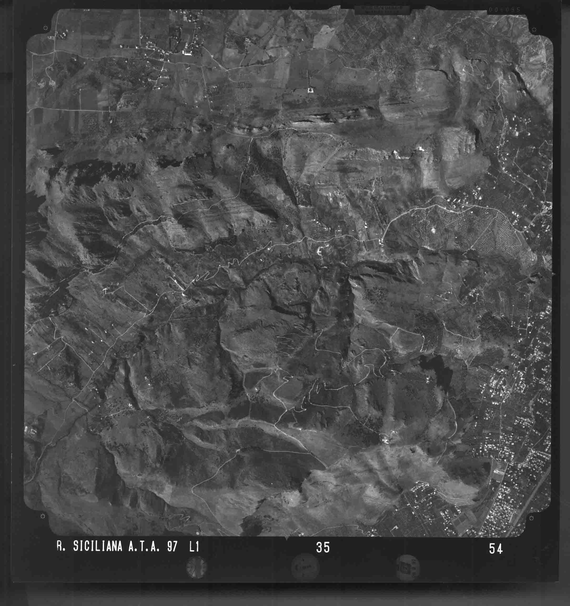 PA VENTIMIGLIA DI SICILIA 35 STR 54