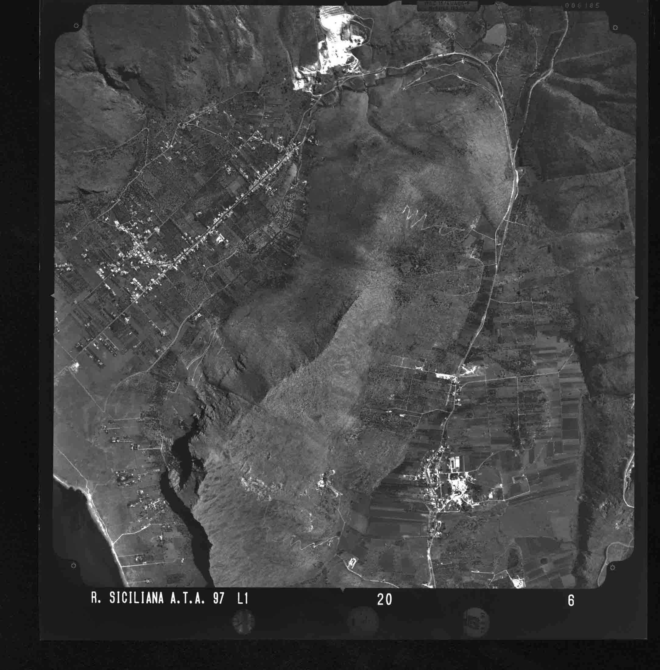 TP CUSTONACI 20 STR 6