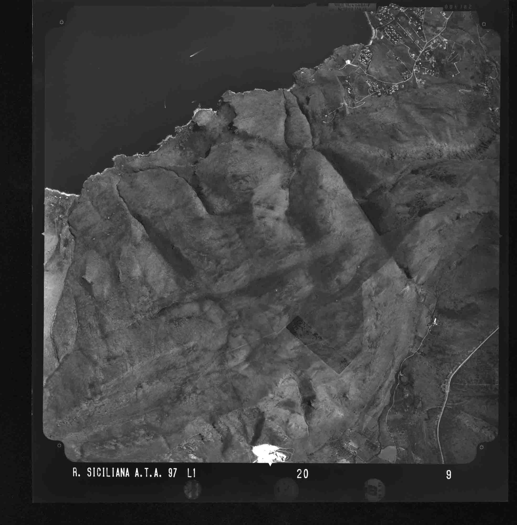 TP CUSTONACI 20 STR 9