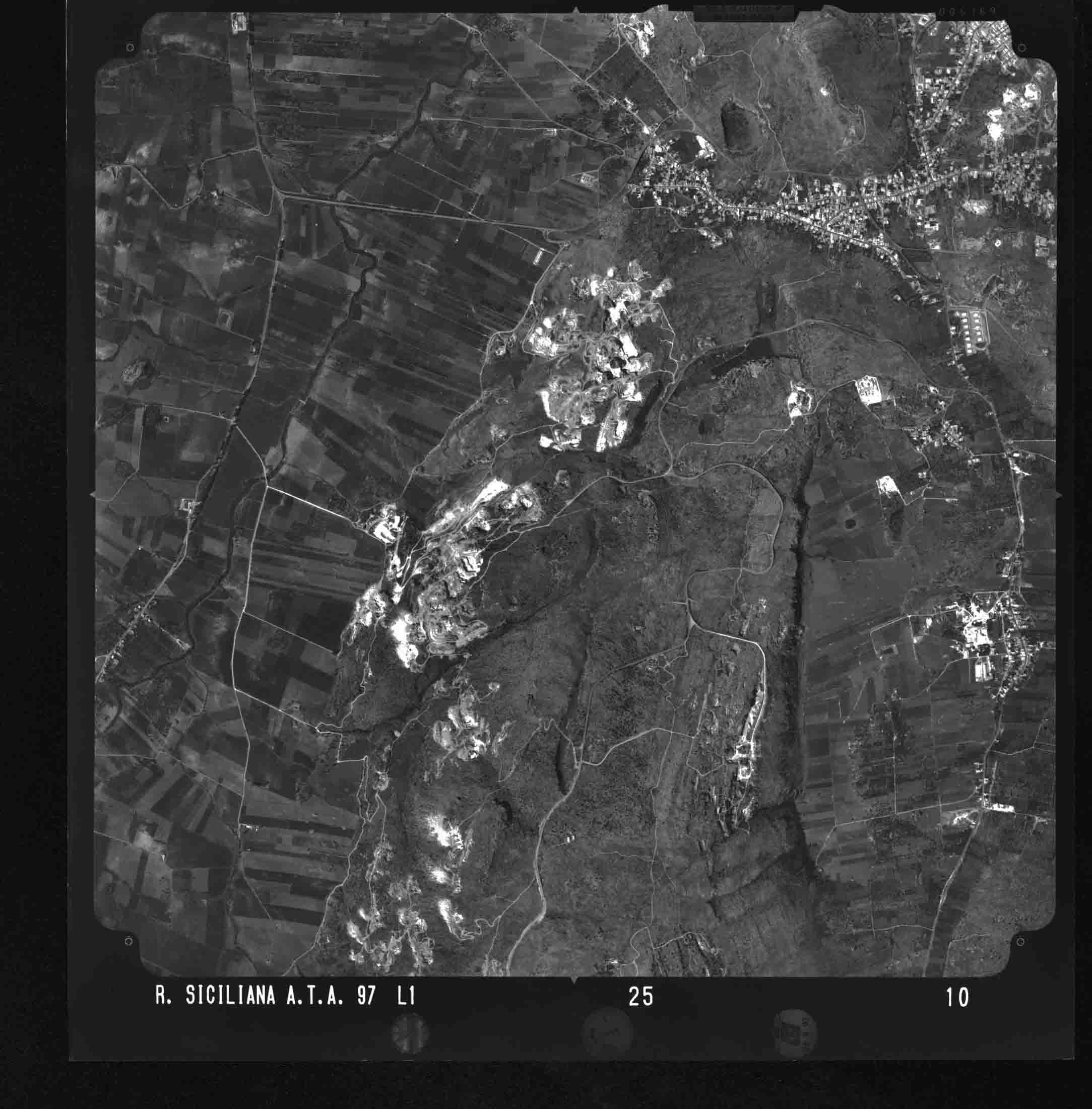 TP CUSTONACI 25 STR 10